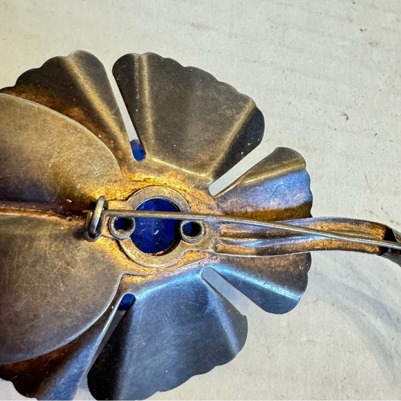 Huge antique flower blue glass crystals cabochon sterling silver brooch pin - Picture 8 of 16